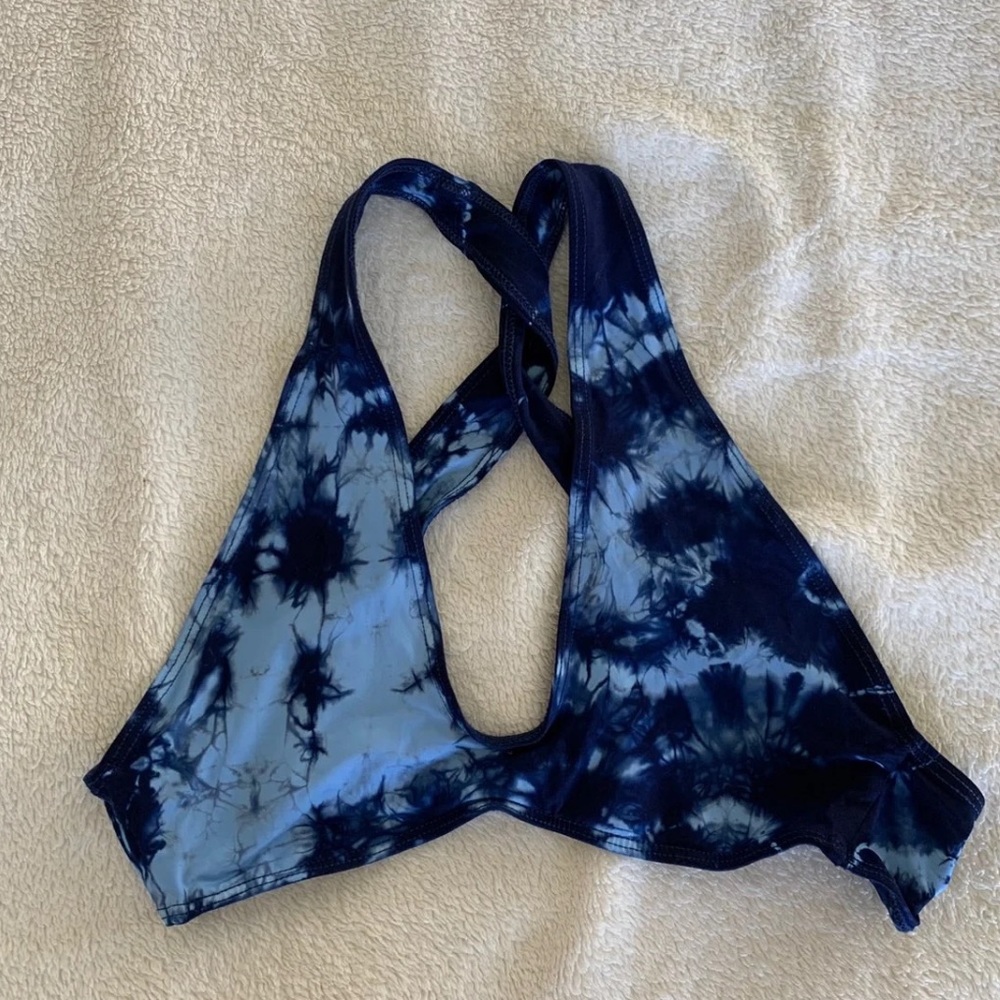 Frankies x Sophia tye dye blue top SMALL